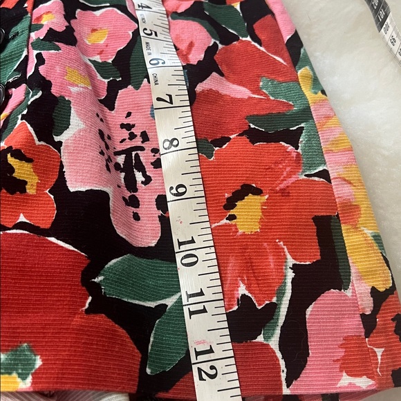 Zara Red and Green Patterned Skirt - Picture 10 of 16